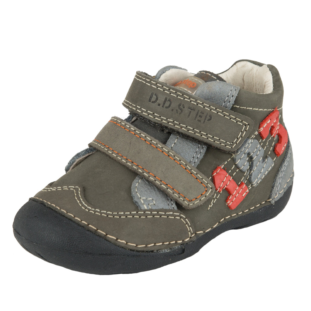 D.D. Step toddler boy shoes brown and grey with numbers size US 4-8 (015-103)