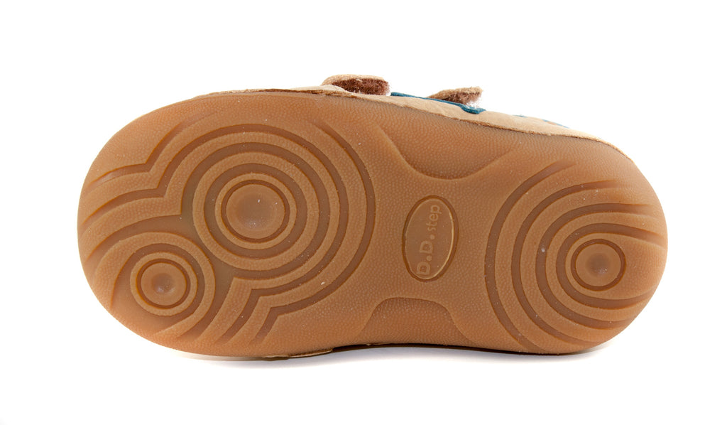 D.D. Step toddler boy shoes light brown Africa theme size US 4-8